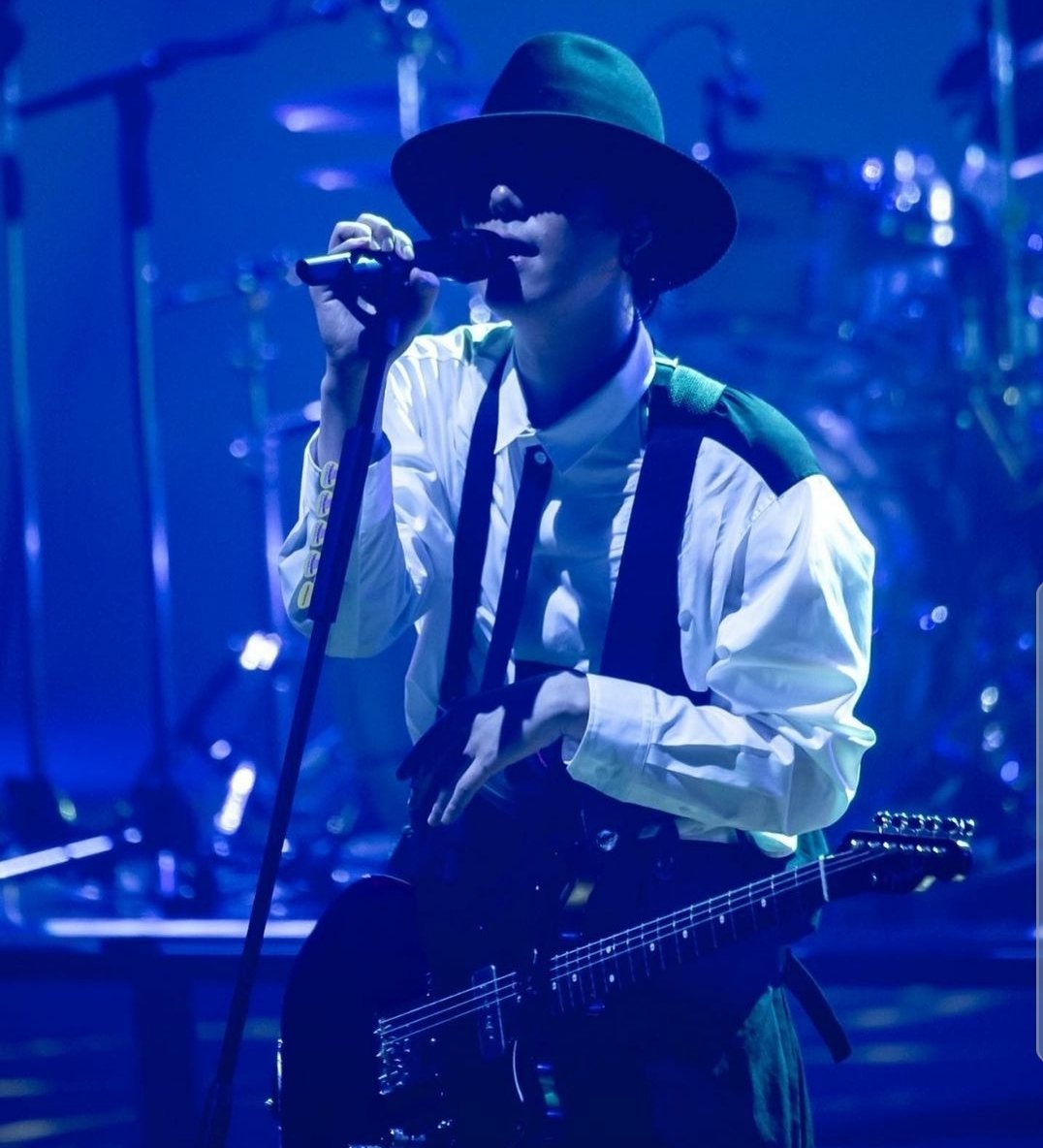 Decay_Away's tweet photo. In love with Yojiro Noda of RADWIMPS. If you haven't, please listen to RADWIMPS! They have English songs too if you don't like listening to Japanese rock but I suggest you start with Sparkle from Your Name. https://t.co/sSL93vw9ru