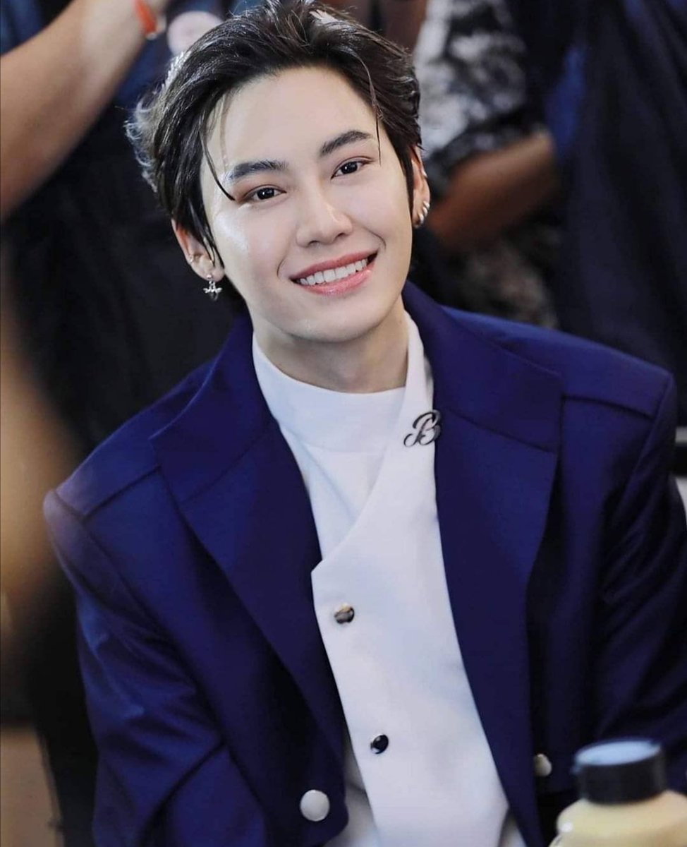 opaliscoming's tweet photo. ส่วนคนนี้ตกอย่างแรง #บุ๋นนพณัฐ พระเอก MV ของ GRACY KAMIKAZE ดูไป ฟินไป 🥰

ใครยังไม่ได้ดู คลิกลิ้งค์แล้วไปฟินกันเลยจ้า โดยเฉพาะเมนบุ๋น

ดีด (YOU DRIVE ME CRAZY) | GRACY KAMIKAZE
https://t.co/BnnXrZ4RQ2

#บุ๋นเปรม #บุ๋นนพณัฐ #gracykamikaze #โตมากับกามิ #kamikaze2020 https://t.co/319gIsrfCN