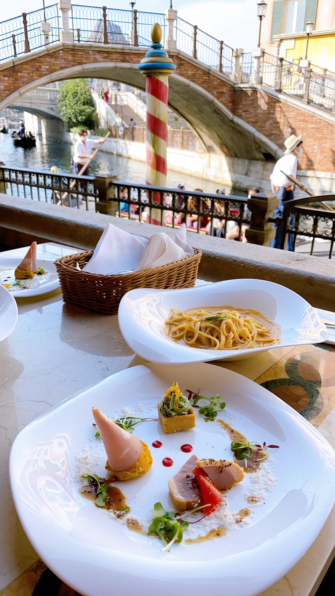 綾川ゆんまお 5 22 23 S耐富士戦 レースクイーン Love Drive Racing 誕生日翌日もディズニーグルメの旅 ランチは リストランテ ディ カナレット のテラス席で最高に気持ち良くいただきました この風景と食事を楽しんだ後に乗った ヴェネツィアン