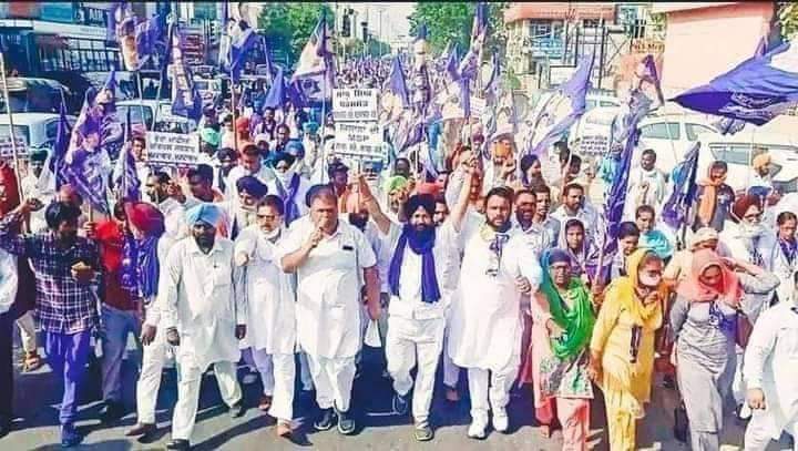 बड़ी खबर🐘🐘🐘🐘🐘🐘🐘🐘🐘🐘🐘🐘 #किसानों के #सम्मान में #बहुजन समाज #पार्टी आई मैदान में🐘🐘🐘🐘🐘🐘🐘🐘🐘🐘🐘🐘🐘 #पंजाब टीम & दिल्ली टीम #संविधानिक तौर पर #किसानों के हितों के साथ #खड़ी है।🐘🐘🐘🐘🐘