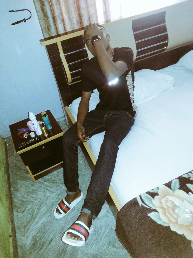 _davidmane's tweet photo. 🖤🖤🦅 https://t.co/hdqDgpT4ob