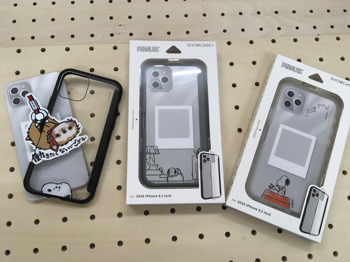 東急ハンズ博多店 自分のiphone をハメたままデコれるケース Iphone12 12proと12mini専用を取り扱い中 W 好きなステッカーやお気に入りのチェキを気分で入れ替えれます 背面がパカッと開くから一々iphoneを取り出さなくていいので楽チン