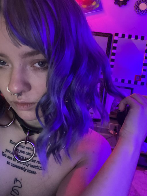 Feelin hot https://t.co/21x5t5TxVj<a href="/tag/footfetish"class="tags"><span>#footfetish</span></a><a href="/tag/goddess"class="tags"><span>#goddess</span></a><a href="/tag/artist"class="tags"><span>#artist</span></a><a href="/tag/femdom"class="tags"><span>#femdom</span></a><a href="/tag/fetish"class="tags"><span>#fetish</span></a><a href="/tag/weird"class="tags"><span>#weird</span></a>