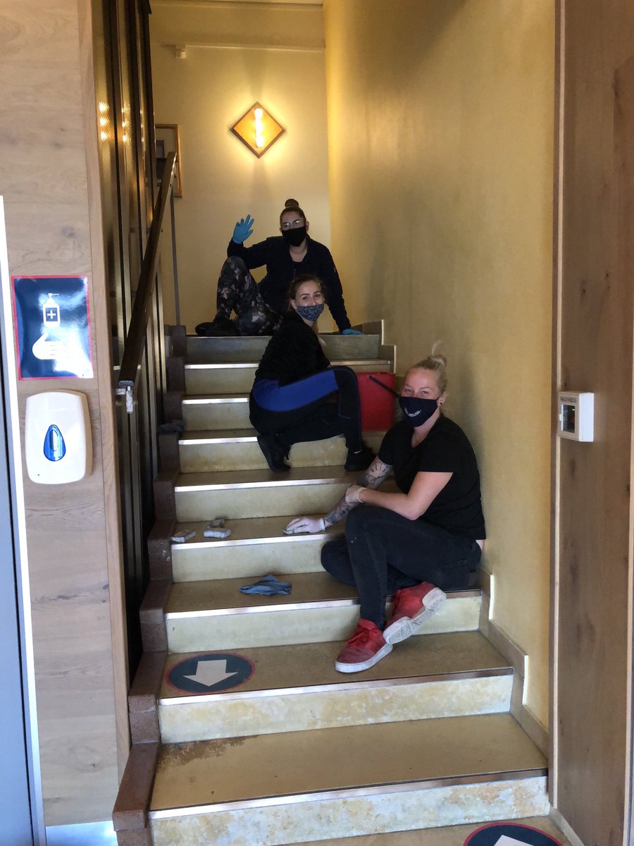 IulianaGal1's tweet photo. 💪💪#AlpineClub ##ourgreatgirls commitment #smiles (under the #masks) #preparations #Danke #OneTeam #Schladming #Austria @diamondresorts @DiamondCareers #wearediamond 🌟💫🧽🪣▶️🔜🔜🔜 #ready for our #members & #guests 🙏 https://t.co/2AnjNYgsYr
