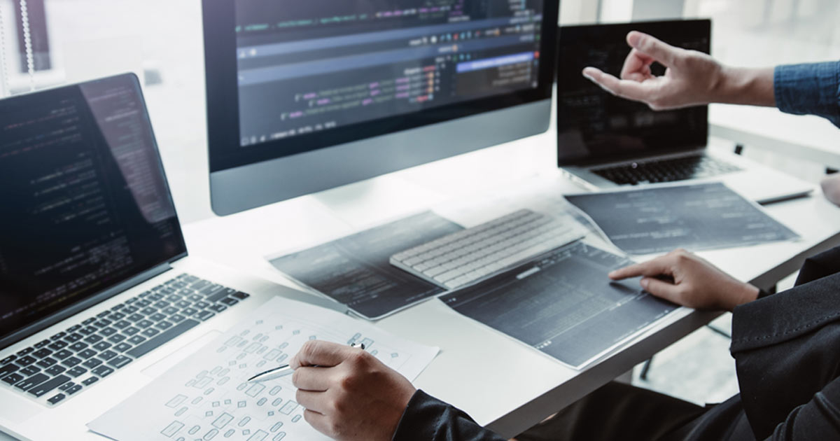 4 fördelar med JAMstack - JavaScript, APIer, Markup:
1.    Ökad prestanda
2.    Enklare, snabbare och billigare hosting
3.    Säkrare
4.    Skalbarhet
Läs mer om JAMstack, vad det är och hur du använder det: limetta.se/tips-metoder-f…
#JAMStack #webdevelopment #cms #javascript