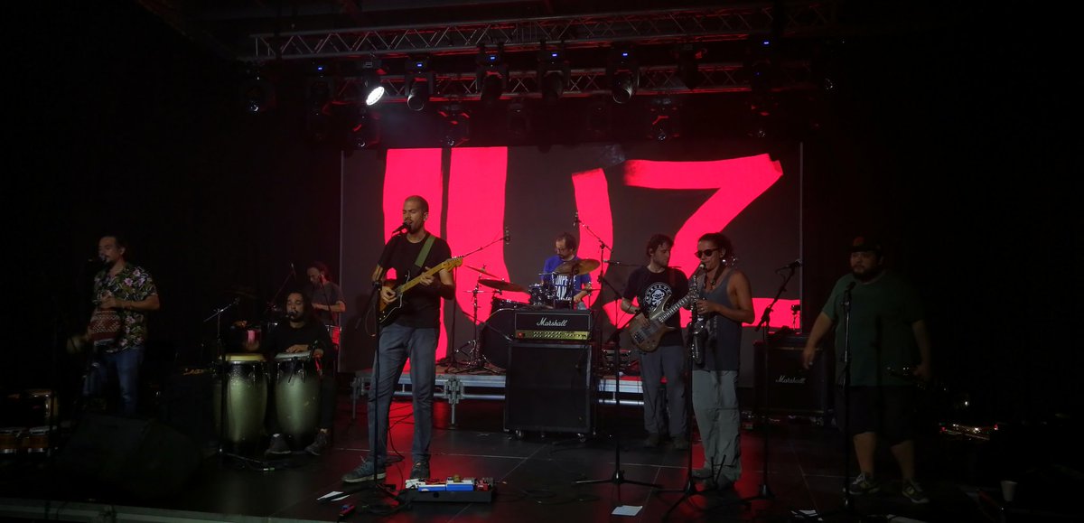 festecitcr's tweet photo. @sonambuloband cerró la noche de conciertos de #FESTEC2020 https://t.co/XTR3dt1KZg