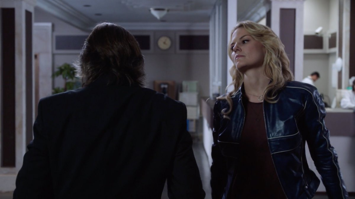 emma is a pissed off lesbian and she’s ready to FIGHT