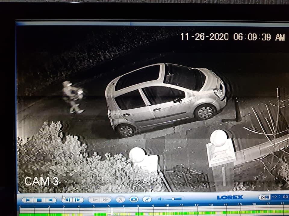 KarenFi51820768's tweet photo. 🆘🆘😢 This evil scumbag stole my baby boy Thursday morning 6.10am...Anyone have any information leading me to the whereabouts of this person or have been offered a cat, please let me know..Disappeared from Cameron ave, #Layton... #Blackpool PLEASE NOTE OFFENDER WAS ON A BIKE #RT https://t.co/awP0GSnmV2