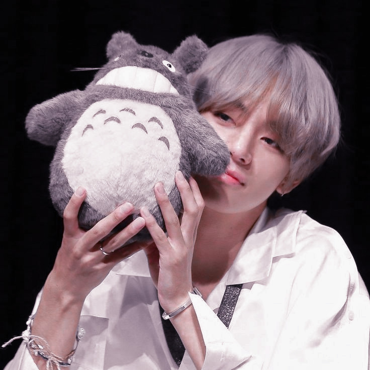 ๐๐ซ๐ญ๐ก๐ฎ๐ซ , jodoh sana rl tweet media