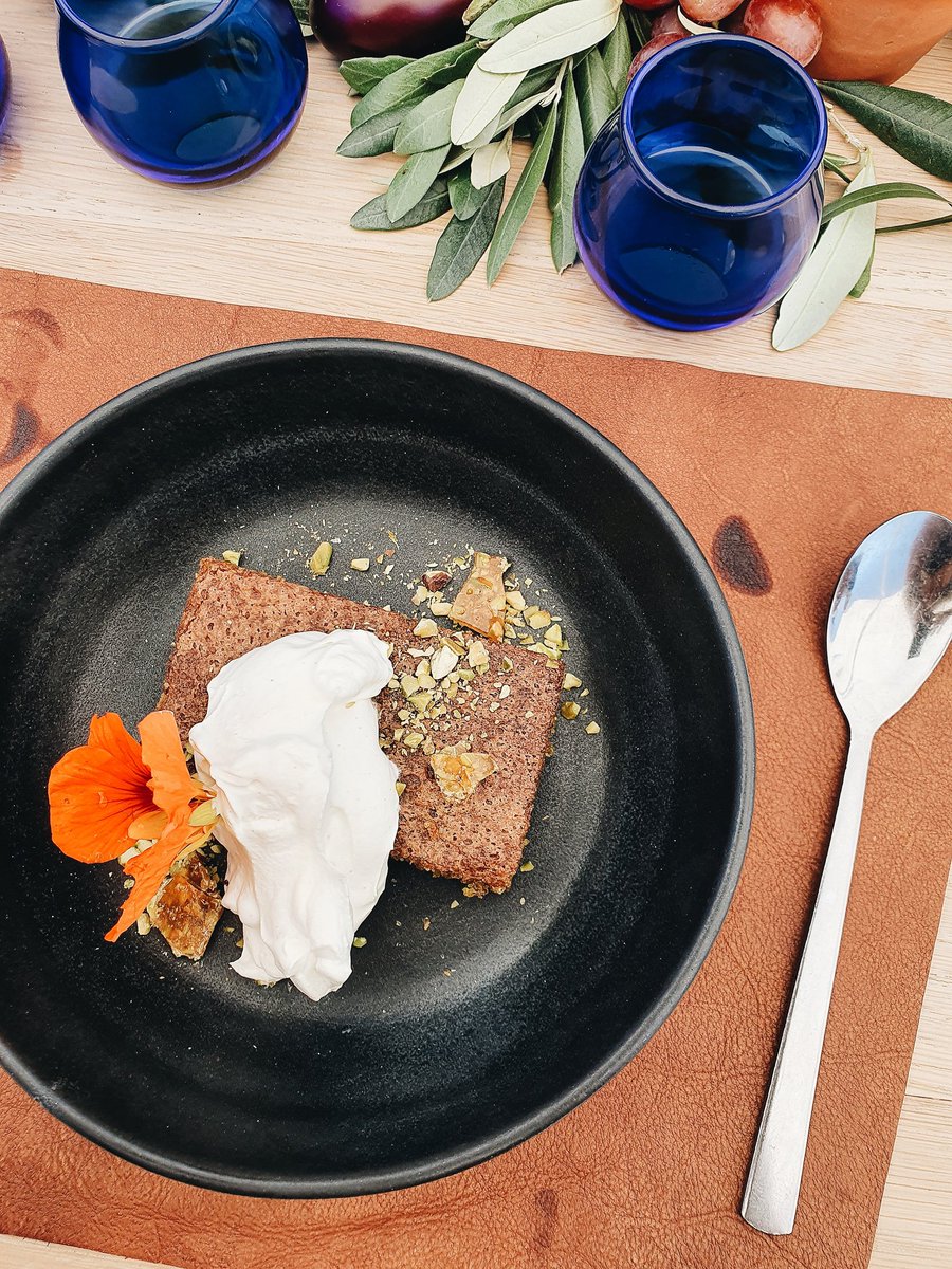 litlhedonistCPT's tweet photo. Lunch was Norwegian salmon kebab, chicken roulade &amp; olive oil cake, generously accompanied by Tokara wines. For the sake of brevity, I’ll let my images tell the full story. I wish you could smell the chicken roulade as it arrived at the table.#IntOliveTreeDay #TokaraOliveOil https://t.co/Uf1kfygkB6