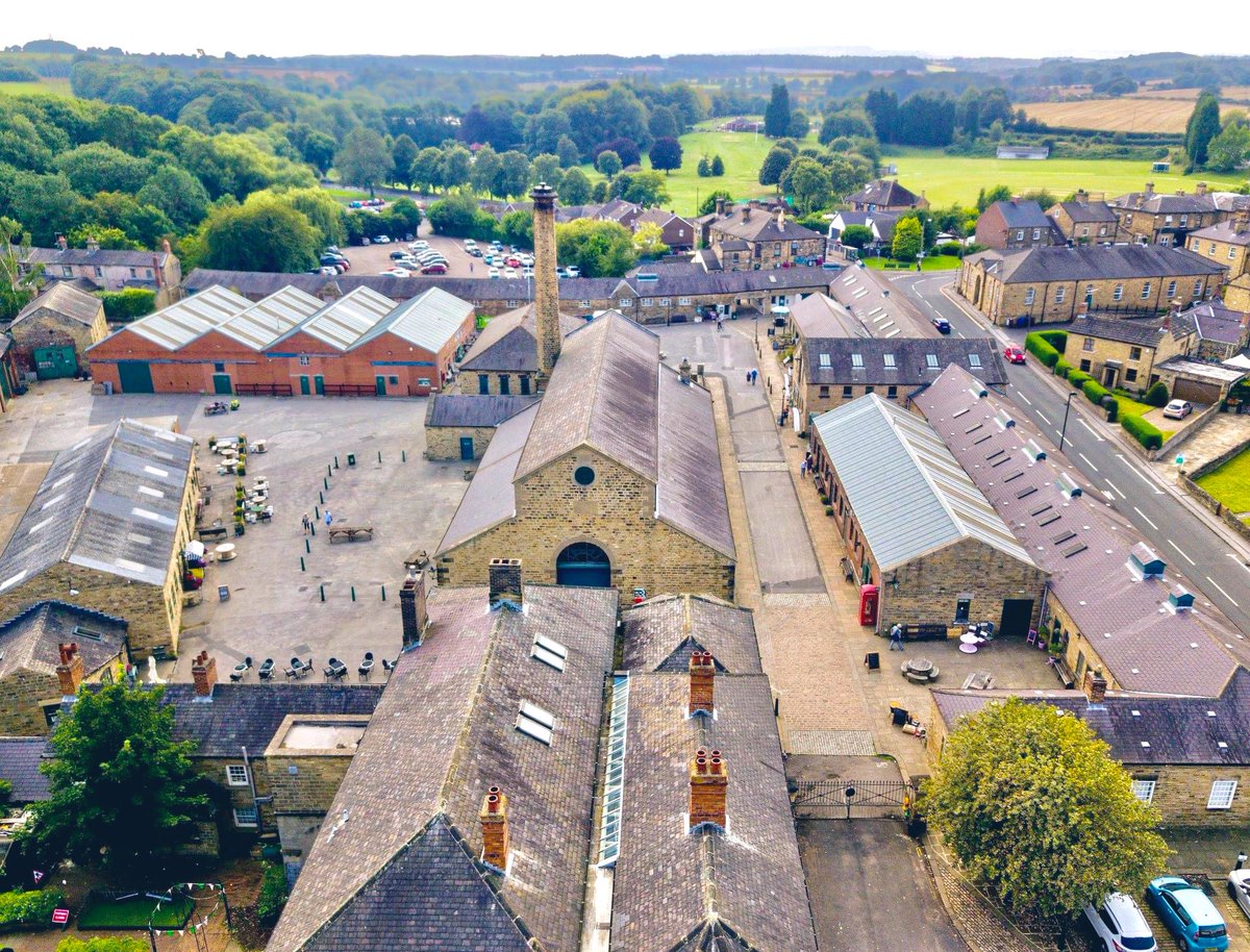 Amazing shot of The New Yard, taken from just above Earl Fitzwilliam‘s Private Railway Station! Cafes for takeaways, natural food shop & beer tap (for takeaway) are all still open, as are the loos & car parks. Other shops, studios & antiques centre expected to open from Wed.