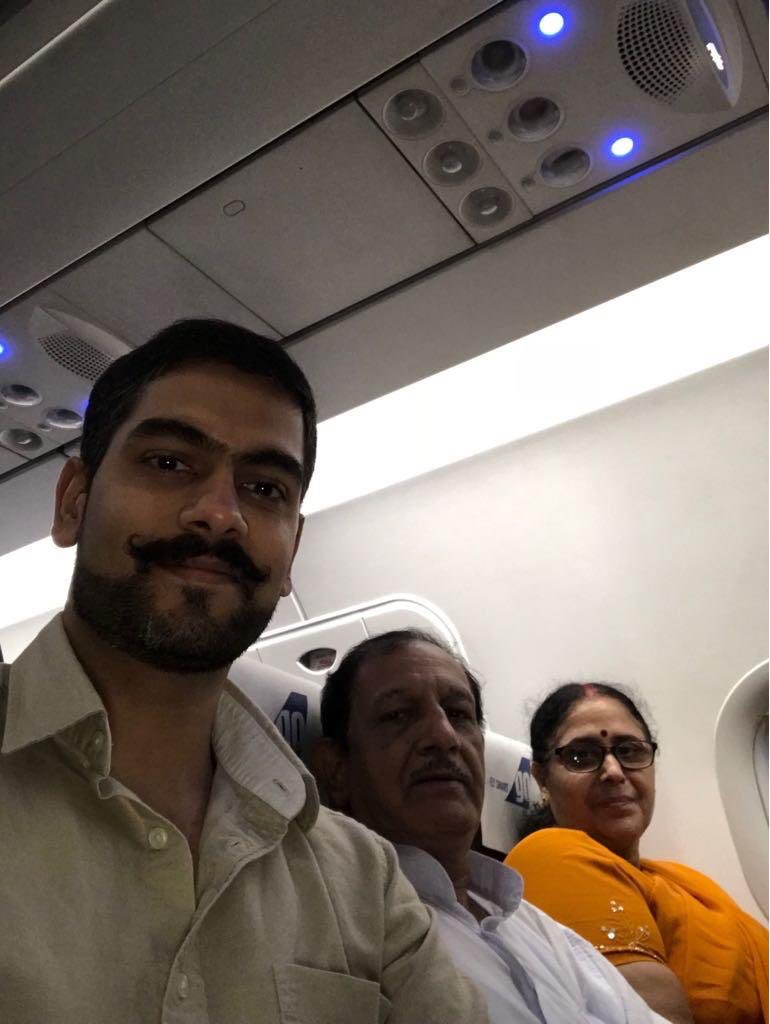 RVSingh,B_UP Bharat🇮🇳बढ़ता कदम‘आत्मनिर्भर भारत” tweet media