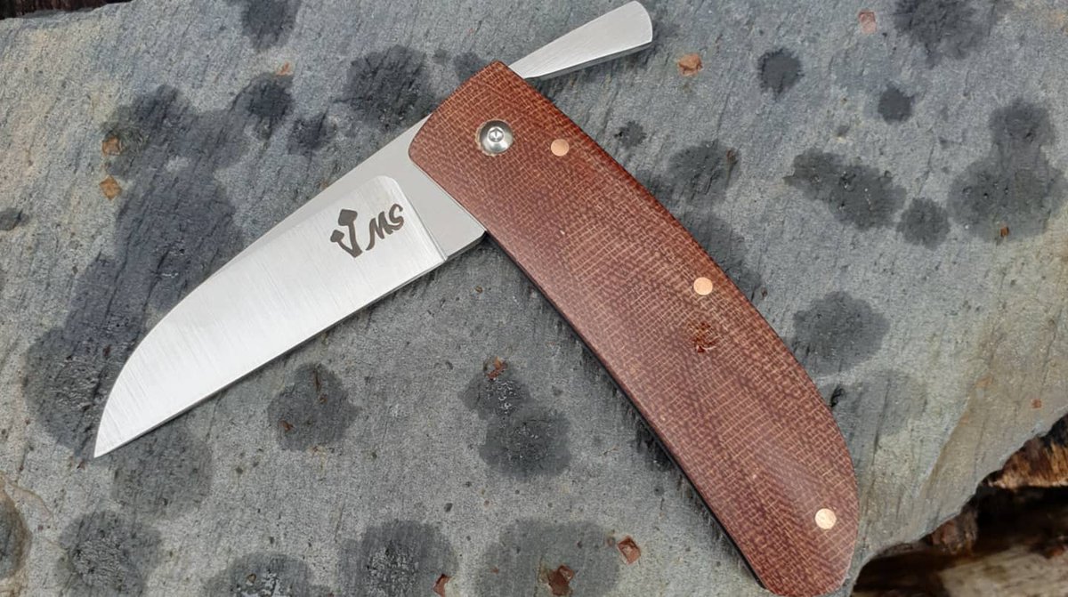 selfemadeknives's tweet photo. @MarfSalvador Hi Marf. I'm a custom knife maker, specialising in outdoors and chef knives. You can find me at https://t.co/ehrJbgFO3a https://t.co/kWZfINtCYI