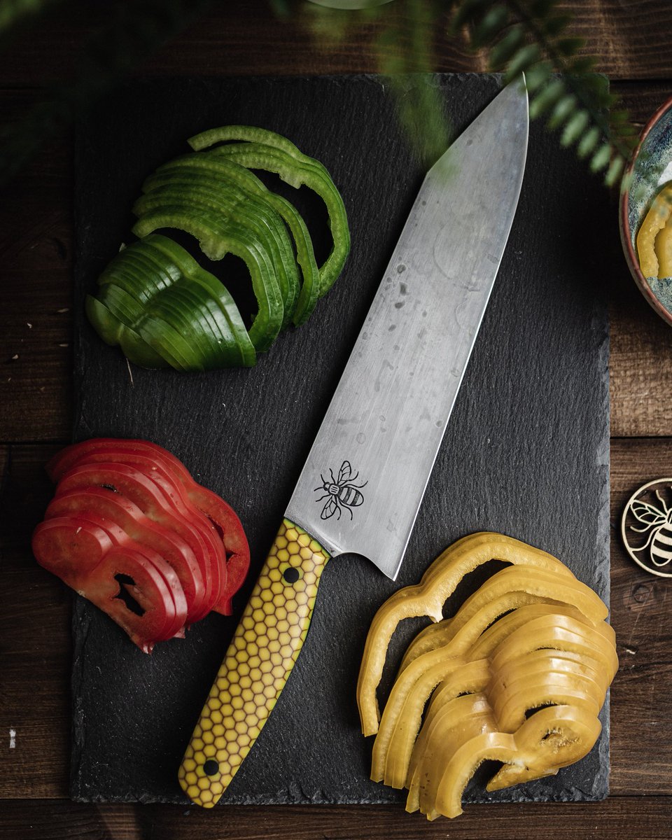 selfemadeknives's tweet photo. @MarfSalvador Hi Marf. I'm a custom knife maker, specialising in outdoors and chef knives. You can find me at https://t.co/ehrJbgFO3a https://t.co/kWZfINtCYI