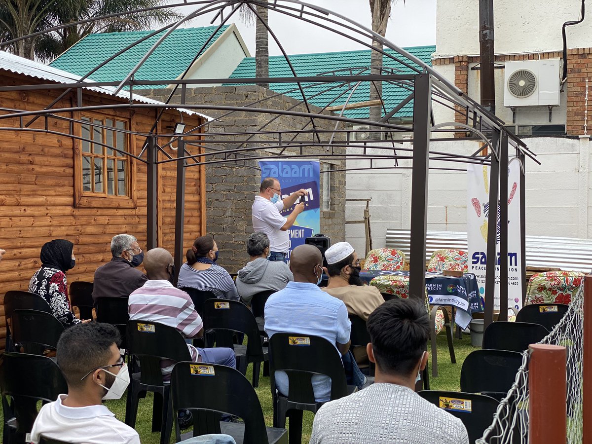 VTacGreenTeam's tweet photo. The Vision Tactical Green Team @salaam_found ‘s Farm In The City Open Day situated in Robertsham, the team will be interacting with agricultural experts and the community in how we are able to maintain and sustain the environment. 🌳 🪴 ♻️ 

@salaamedia https://t.co/zVQZznDp9P