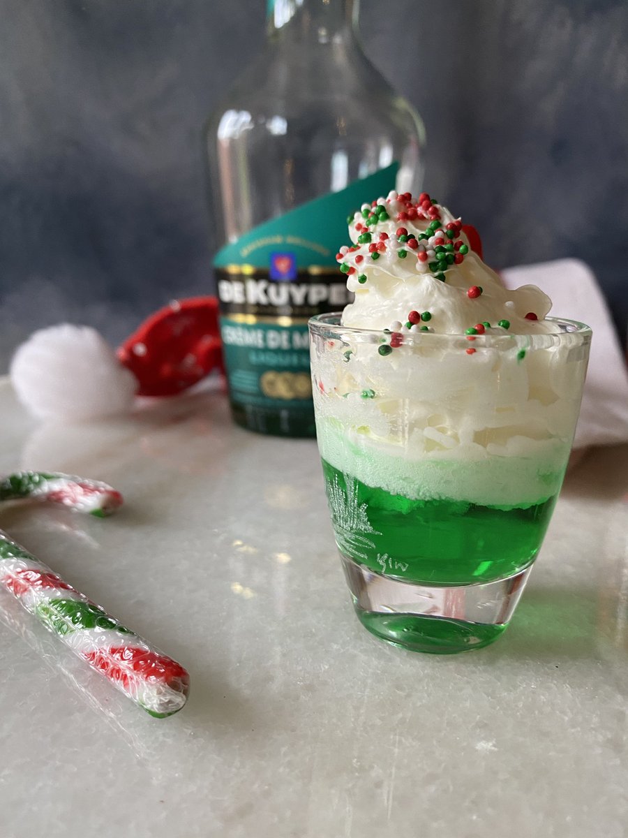 mfoodandtravel's tweet photo. Fancy making some of these #festivecocktails .. head over to my latest IGTV https://t.co/Oipt707k4g #cocktails #weekend #whenathome #tierlife https://t.co/x4lUrptcjz