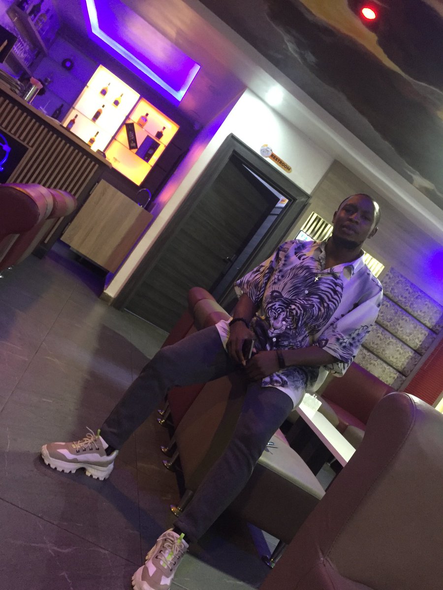 Picture thread of me and my sister, pick your favourite from each Me                      Her