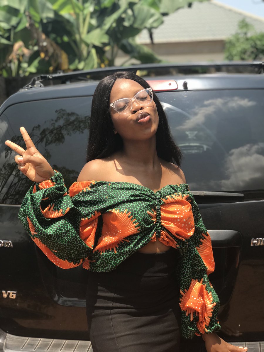 Picture thread of me and my sister, pick your favourite from each Me                      Her