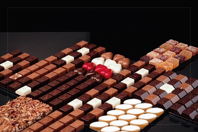 AilsaForshaw's tweet photo. #BlackFriday to #CyberMonday 
It's #DoubleChocolate Time at #ZChocolat! #2xtra 
https://t.co/I1hYpRWF3V #ad Exp. Dec. 2nd

"The Best Present Idea" by the #NewYorkTimes 

"A Cut Above" by the #WashingtonPost

"Spectacular" by the #LosAngelesTimes

#Chocolates #worldwideshipping 🛒 https://t.co/D4i4qT3Ehy