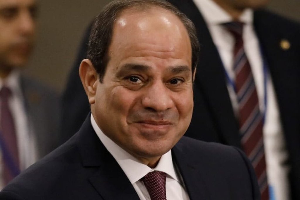 samykamaleldeen's tweet photo. من مطالب المصالحة مع قطر غاز للبحرين وتخفيف نبرة قناة الجزيرة تجاه #الس��ودية 
عيب على فكرة ��يه واحد اسمه السيسي شارك في #حصار_قطر ولن يقبل بالمصالحة
إلا
إذا
حطيتوا له في التلاجة شيء غير الماء
10 سنين مفيهاش غير ميه بس!
#مصر 
#قطر 
#المصالحة_الخليجية 
#مقاطعه_المنتجات_الفرنسيه32 https://t.co/RkYZpjFoxD