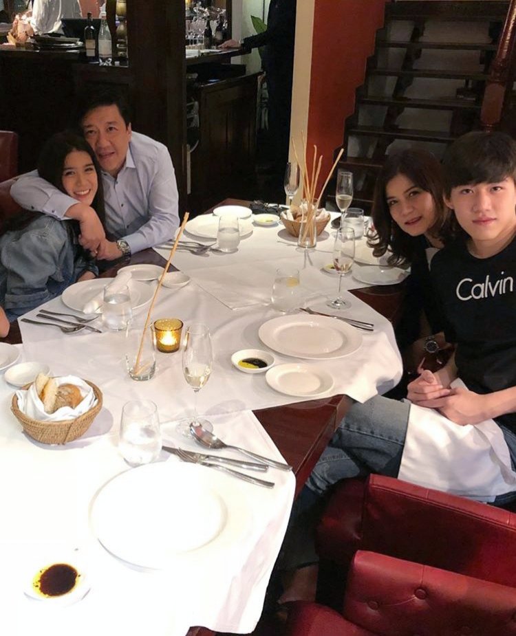 Yinnyღ tweet media