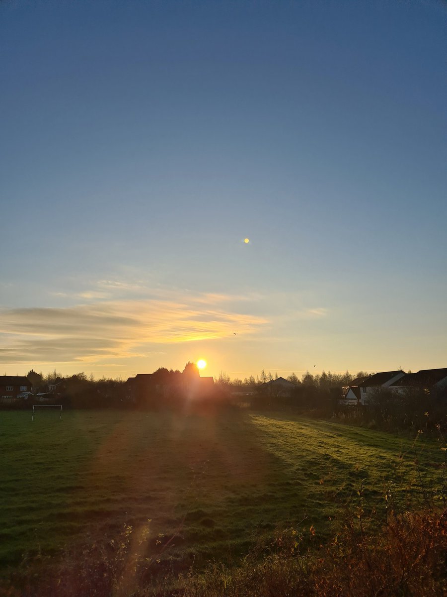 mcalpine_mr's tweet photo. Lovely backdrop for this morning's "run" 😤  

Exercise 13 for @CHS_Chryston #NimbleNovember completed! 🏃 https://t.co/LRNRdK3bTq