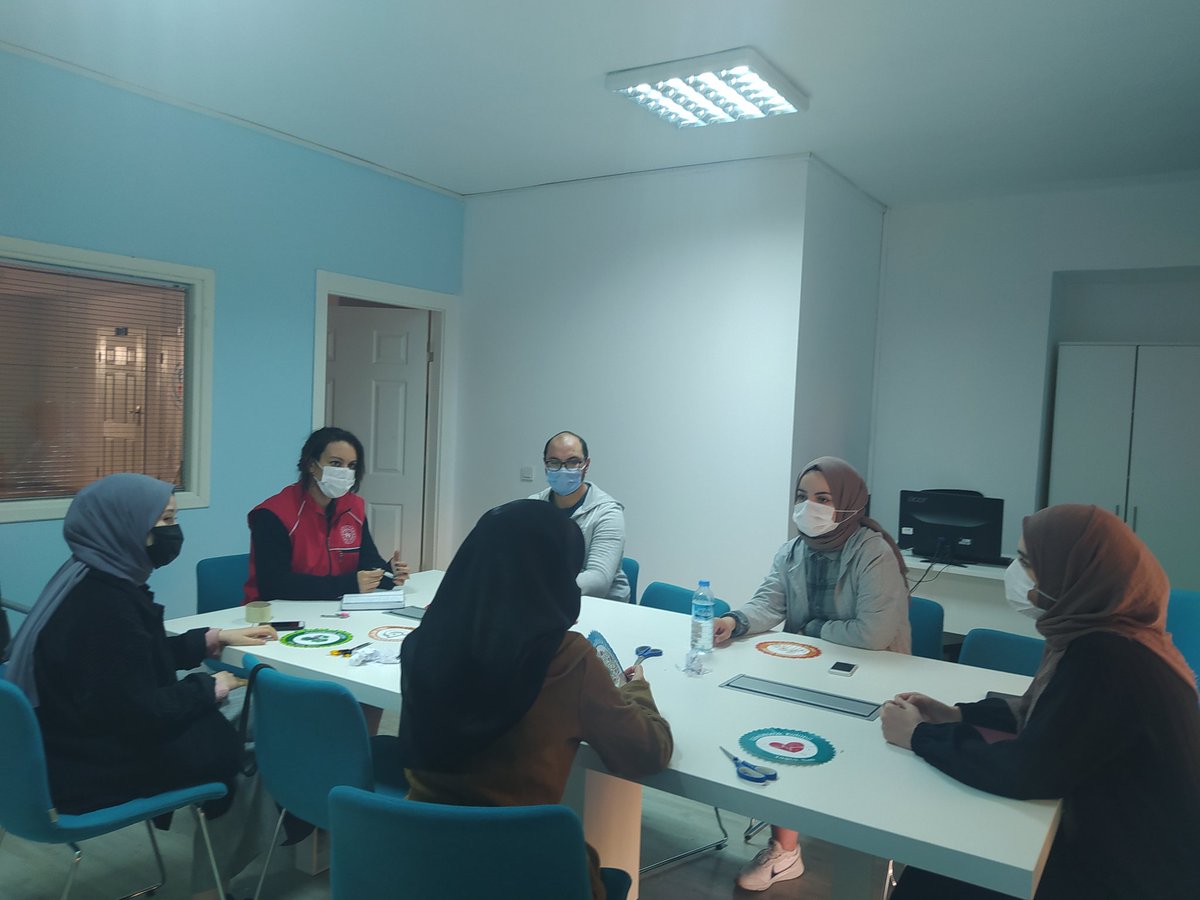 GSB_SincanGM's tweet photo. Gönüllü Tim Liderlerimizle bir araya gelerek aralık ayı için neler yapabileceğimizi konuştuk.💭
#Timler
#GönüllülükKulübü https://t.co/fPQmd4tA0A
