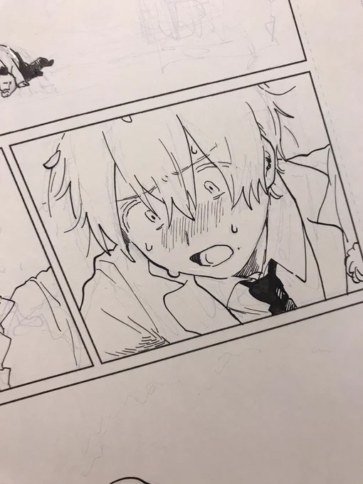 人物の全てをGペンで描く人だから、細い線が出ないと頬と目の描き込みができないので当たりのGペンで引くまで描けない地獄をしてる(丸ペン使いなさい!)
これは当たり 