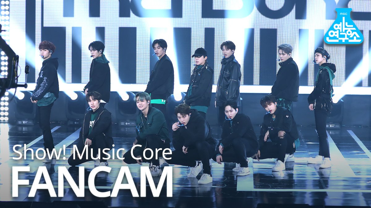 MBC_entertain's tweet photo. 201128🔍 [예능연구소 4K 직캠]

'트레저(TREASURE) - 음(MMM)' 
▶ https://t.co/FWkPhfguDZ

#쇼음악중심 #음중 #트레저 #TREASURE #음 #MMM @ygtreasuremaker https://t.co/PITaiLYmti