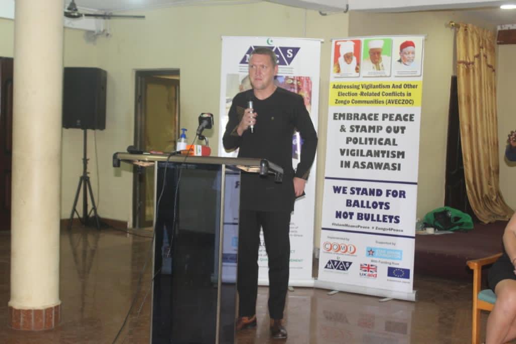 walkeriain's tweet image. As 🇬🇭‘s politicians finalise their campaigns before next week’s vote, I wish them all luck conveying their Vision for the country’s future.

I look forward to a safe, transparent and inclusive election on the 7th : building on Ghana’s proud and hard-earned democratic traditions.