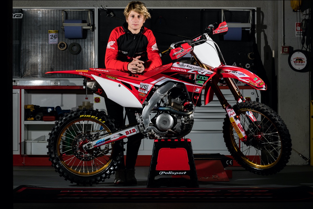 Mxgp Gianluca Facchetti Makes The Move To Mx2 With Team Honda Racing Assomotor For 21 Find All The Details Here T Co l2m9igc9 Mxgp Motocross T Co Pqagseihyy