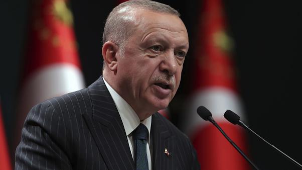 أردوغان «فيروس معاداة الإسلام» أسرع انتشارًا من «كورونا»