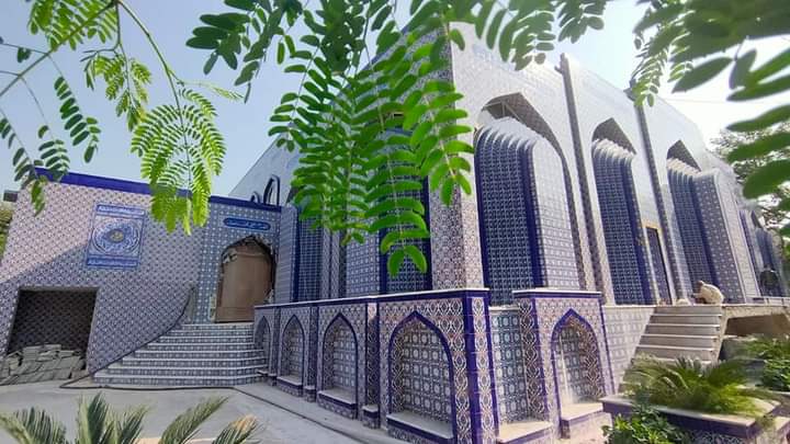 qariabdulsamad0's tweet photo. #Shaykh_Ul_Islam #Mosque
#M_block #Model_Town_Lahore https://t.co/N3utDAjdIk