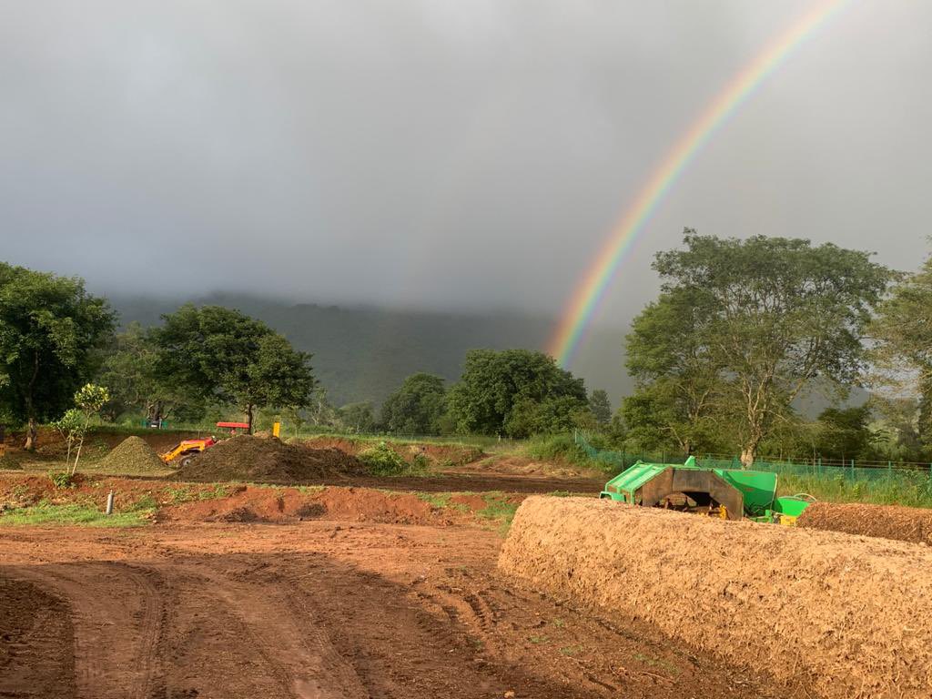 From this picturesque “central soil institute“ in Araku, the Alchemy Top Soil gets distribute to each of the  @arakucoffeein tribal farmer’s door step. The ease of these processes in ReGenerative Agriculture also got youth to join parents as Farmer Entrepreneurs.  #Arakunomics 7/7