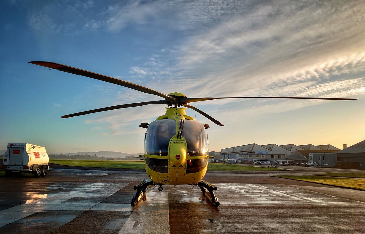 parajeb's tweet photo. Good morning from @ScotAirAmb this #SaturdayMorning pilot is about to do #groundrun hence the open hatches. Otherwise the guys are ready to respond. #StaySafe #BlackFriday2020 #GoodMorningTwitterWorld https://t.co/HsyyiZplGg