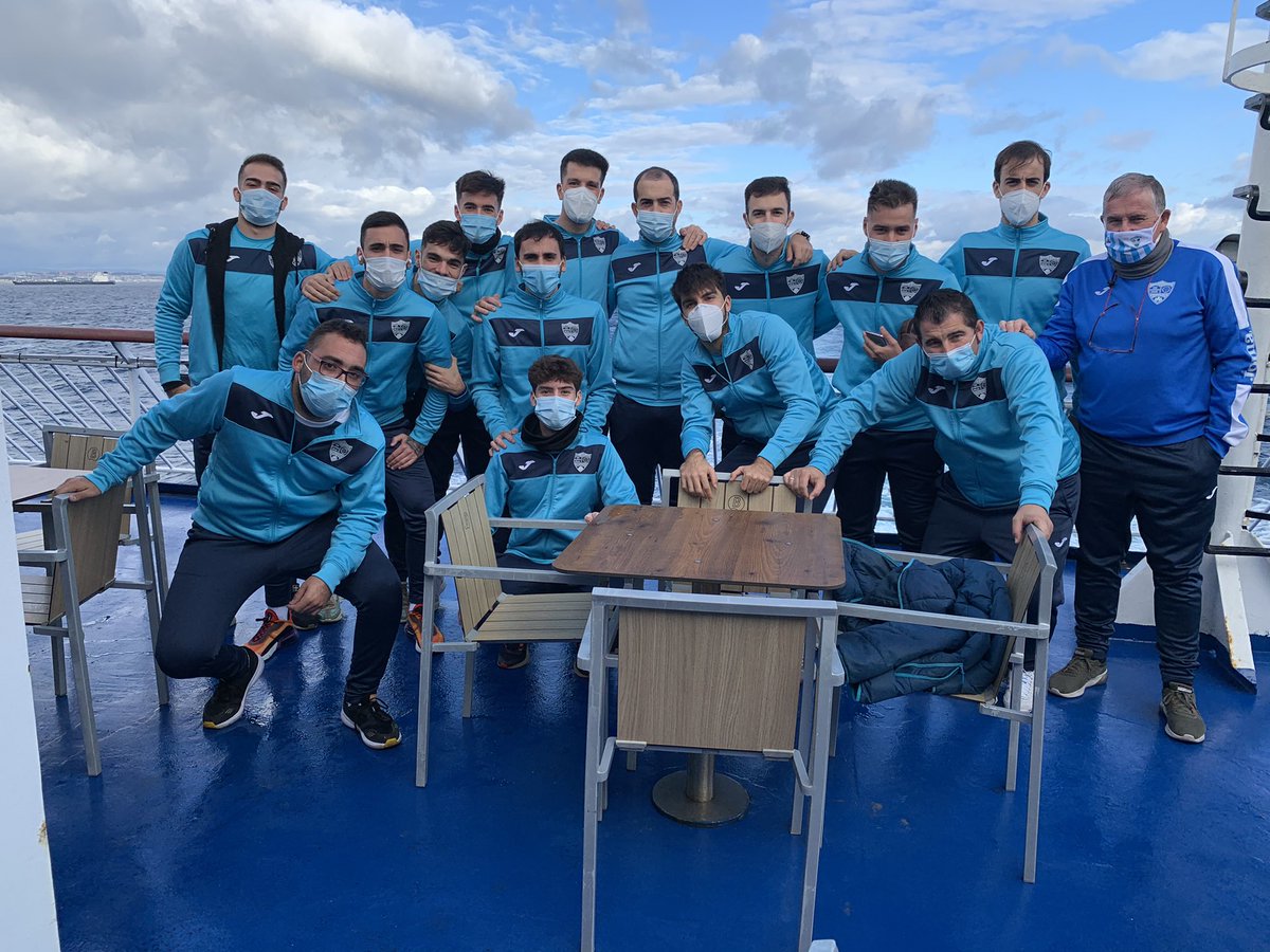 ubloficial1928's tweet photo. Ya estamos en Ceuta 😁

Algunos ya están deseando que empiece el partido 🤭🤭 https://t.co/Ai7xAzpRTl