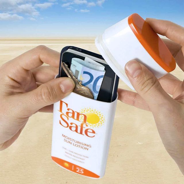 LeisureLetting's tweet image. To avoid your valuables becoming easy pickings, stash them in a less obvious place — your sunscreen bottle

#beachhack #summerholiday #holidayhack #travelhack #beachsafety #accommodation #affordableaccommodation #selfcatering #margate #kznsouthcoast #shellybeach #uvongo #ramsgate