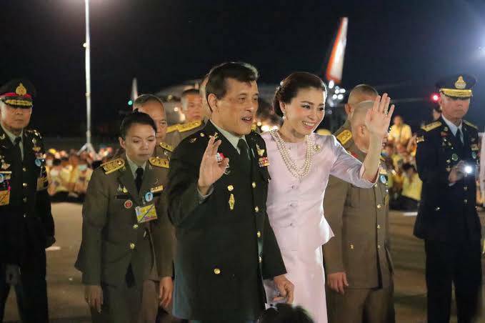 Bigbear63's tweet photo. ช่วยกันรักประเทศไทยและพี่น้องประชาชนรักษ์บ้านเรารักพี่น้องร่วมชาติด้วยความเมตตาและความสามัคคีทำความดี
#รักชาติรักพี่น้องร่วมชาติ https://t.co/CQoZ70J3QG