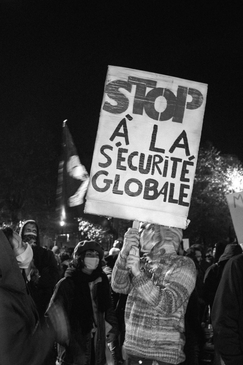 MarieAbrate's tweet photo. Jeudi 26 novembre 2020 - Toulouse // Manifestation contre la loi Sécurité Globale ✊🏼📸

#LoiSecuriteGlobale #SecuriteGlobale https://t.co/l64yNcxyn6