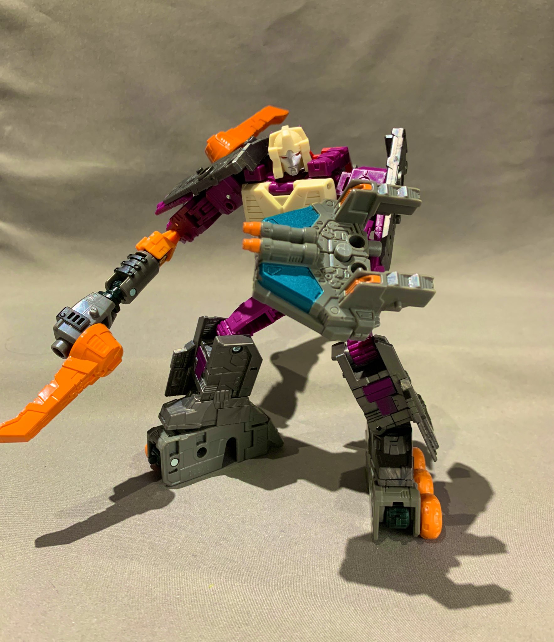 大赤字特価 トランスフォーマー スコルポノック ファストトラック