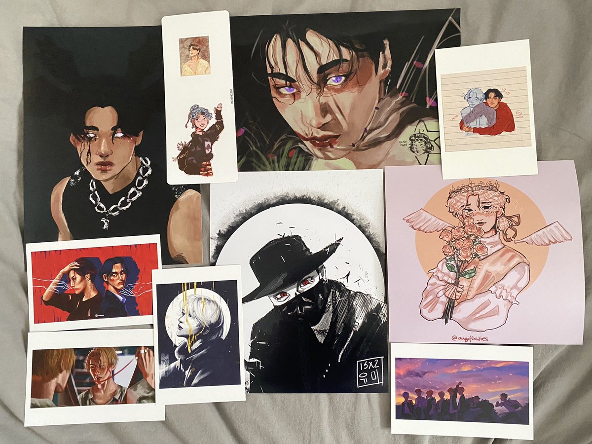 all the stuff I ordered from my friends redbubble finally arrived!!??✨? @angiflxwies @blastchan
@cchaiart @rhooboob @ISX2atz 