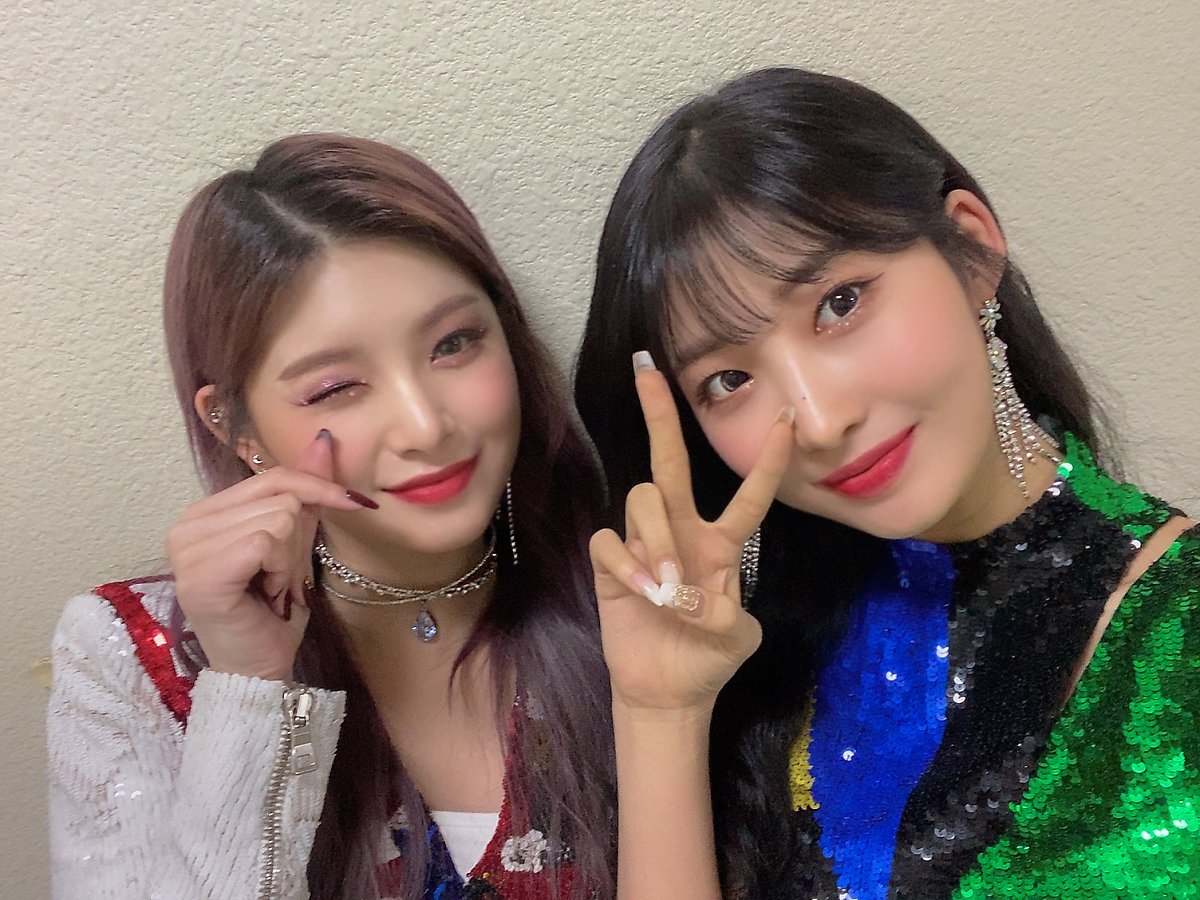 589SH's tweet photo. 😻 https://t.co/acy2YIWi9u