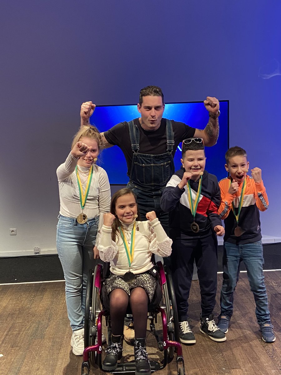 gehandicaptkind's tweet photo. NIET 3, MAAR 4 KINDERAMBASSADEURS 💪🏼🔥

Vandaag zijn Pauline, Joël, Leona &amp; Hüseyin gekozen tot Kinderambassadeurs! Zij gaan het komende jaar met hun ideeën andere kinderen met een handicap helpen. Wij vinden alle kandidaten winnaars!

#kinderambassadeurs #captalks https://t.co/WDNQNYI3Sp