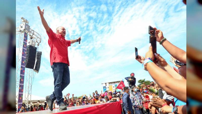#EnVivo 🎥 <a href="/dcabellor/">Diosdado Cabello R</a> desde El Vigía: "Yo tengo la seguridad que aquí en Mérida vamos a arrasar en la lista del estado, con el apoyo de todas las mujeres, la juventud y los trabajadores porque juntos vamos a rescatar la Asamblea Nacional" 💛💙❤️ #MeridaConDiosdado #MeridaVotaEl6D