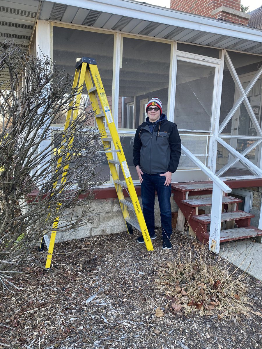rheganaugust's tweet photo. So proud of this kid David who is painting the screened porch at a woman’s shelter for his Eagle Scout project.  If you’re want to help, masked, outdoors, and distanced, text me at 847-687-2497 for the location.  Great service opportunity. https://t.co/I1PuXvd0cB