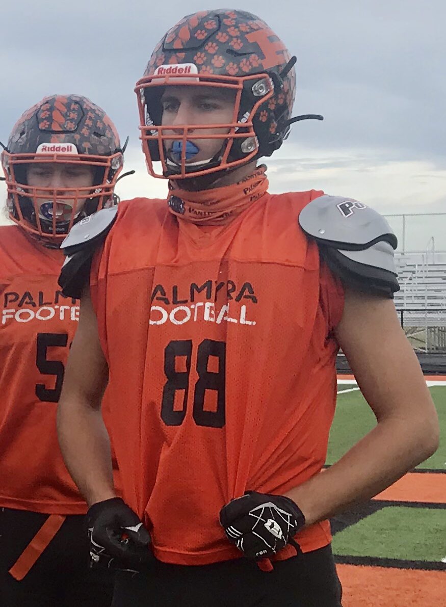 TonyCornishJr's tweet photo. @NewPalmyraOrg @WestonKing73 @AbeHaerr @LehenbauerBrody @Palmyra_R1 @PHSFootball5 @ClarenceCanno13 @HSFBamerica @MSHSAAOrg @WGEMSports Semi-Final Saturday!!!!! @MSHSAAOrg @WGEMSports @WGEM ππππ #KCgetReady https://t.co/oMO7hNI57I