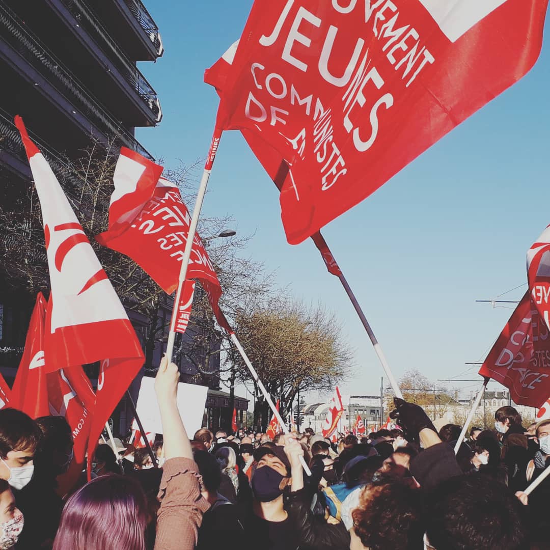 🔴 NON À LA LOI SÉCURITÉ GLOBALE 🔴

✊Masqué.e.s mais impossibilité de nous faire faire ! #Angers se lève pour la #démocratie  : direction la place du #ralliement  !

REJOINS NOUS ET MOBILISE TOI POUR TES DROITS 💪