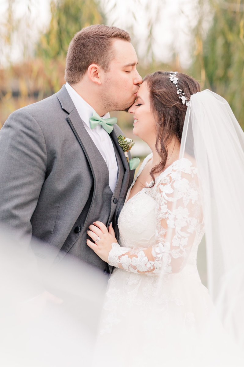 samffay's tweet photo. Happy one week of marriage to us 🥰 https://t.co/DQfXSmGVJC
