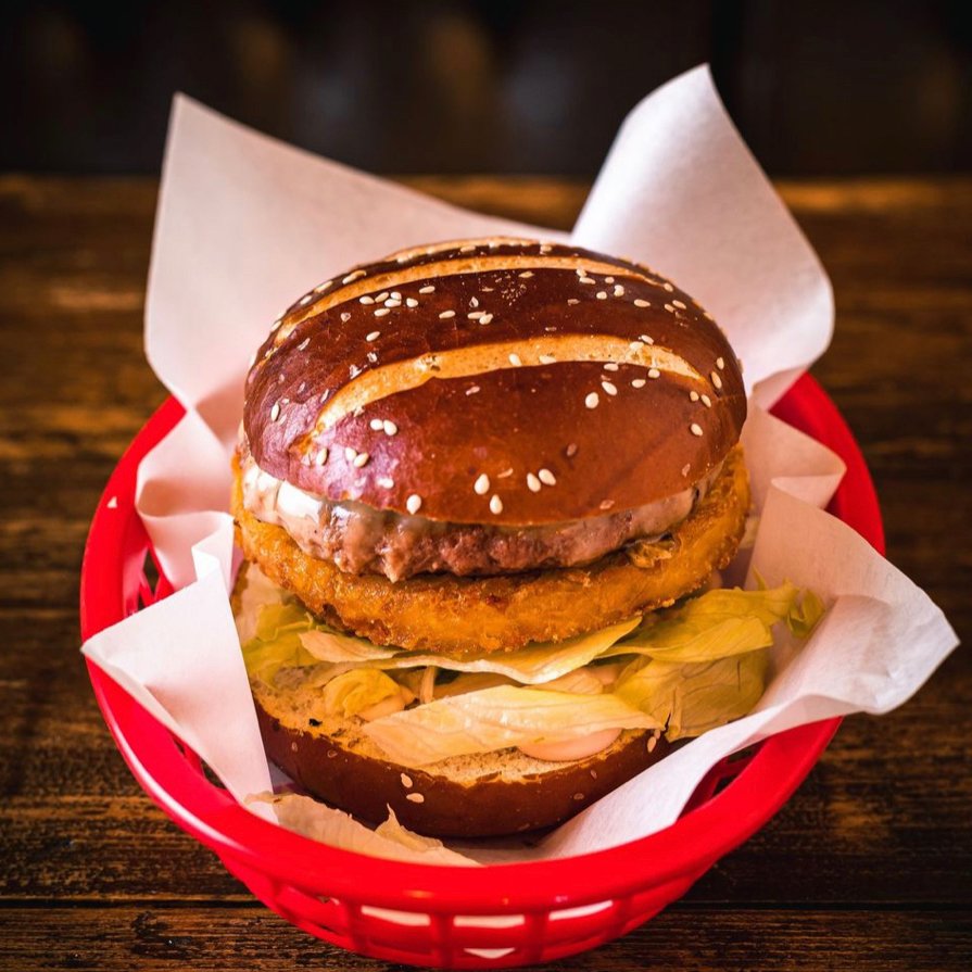temptationburg1's tweet photo. Not just beef! Have you tried our range of vegan burgers? 🌱 https://t.co/W46Ok31if0