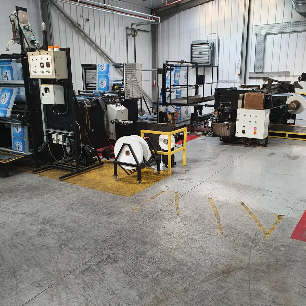 CkdEngineering's tweet image. Lemo bagging machine removed and reinstalled also mains supply #engineering #lemo #packaging